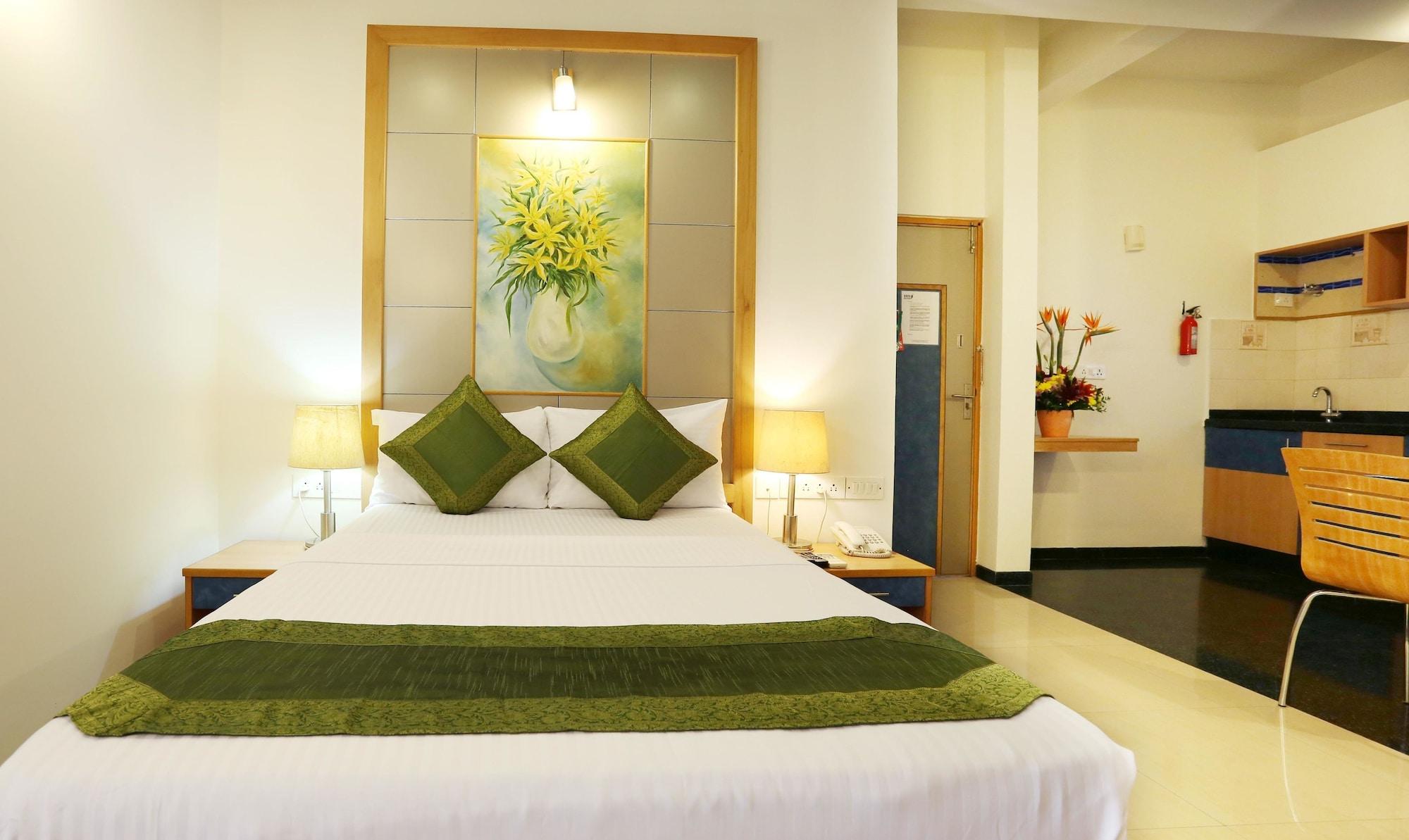 Treebo Edha Suites Koramangala Бангалор Экстерьер фото