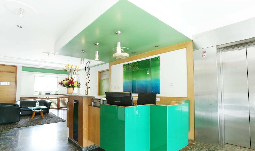 Treebo Edha Suites Koramangala Бангалор Экстерьер фото