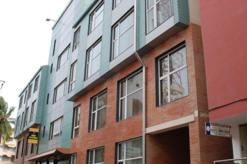 Treebo Edha Suites Koramangala Бангалор Экстерьер фото